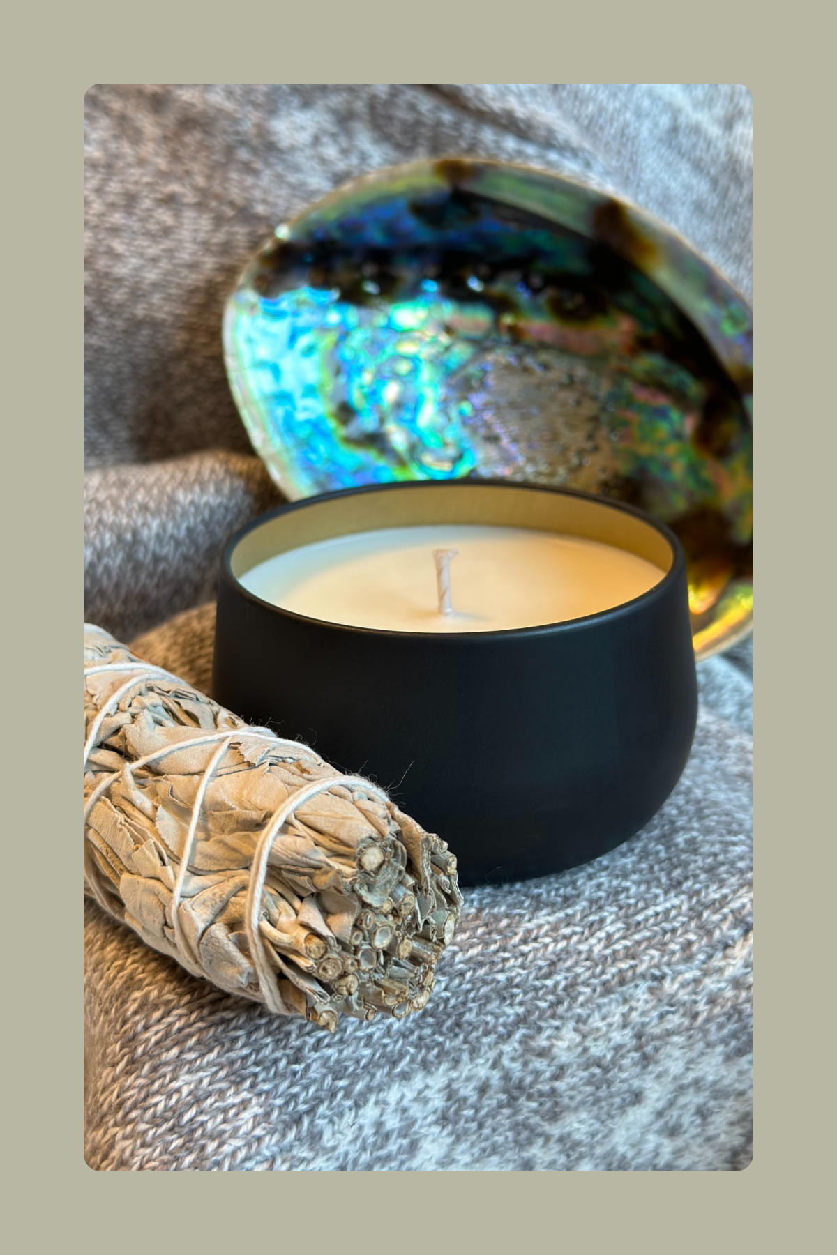 PEPPERMINT - SOY CANDLE